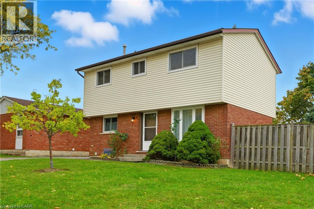 28 Bacall Crescent, Hamilton, Ontario  L8T 4W9 - Photo 3 - 40781609