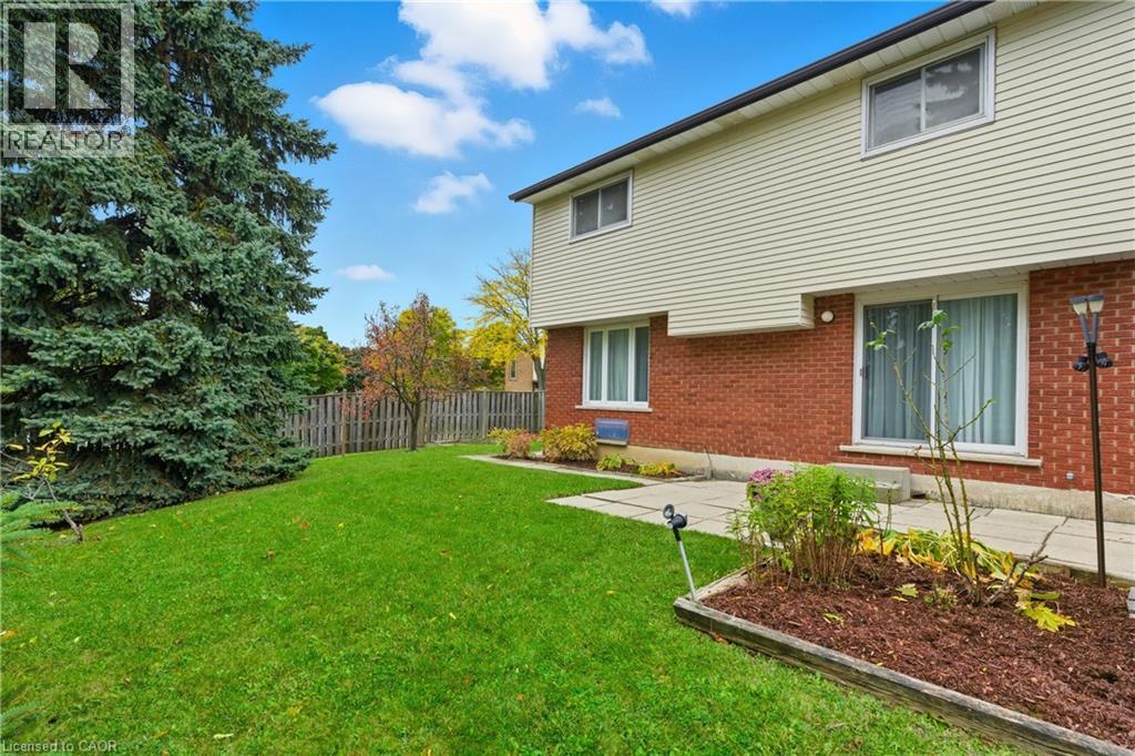 28 Bacall Crescent, Hamilton, Ontario  L8T 4W9 - Photo 38 - 40781609