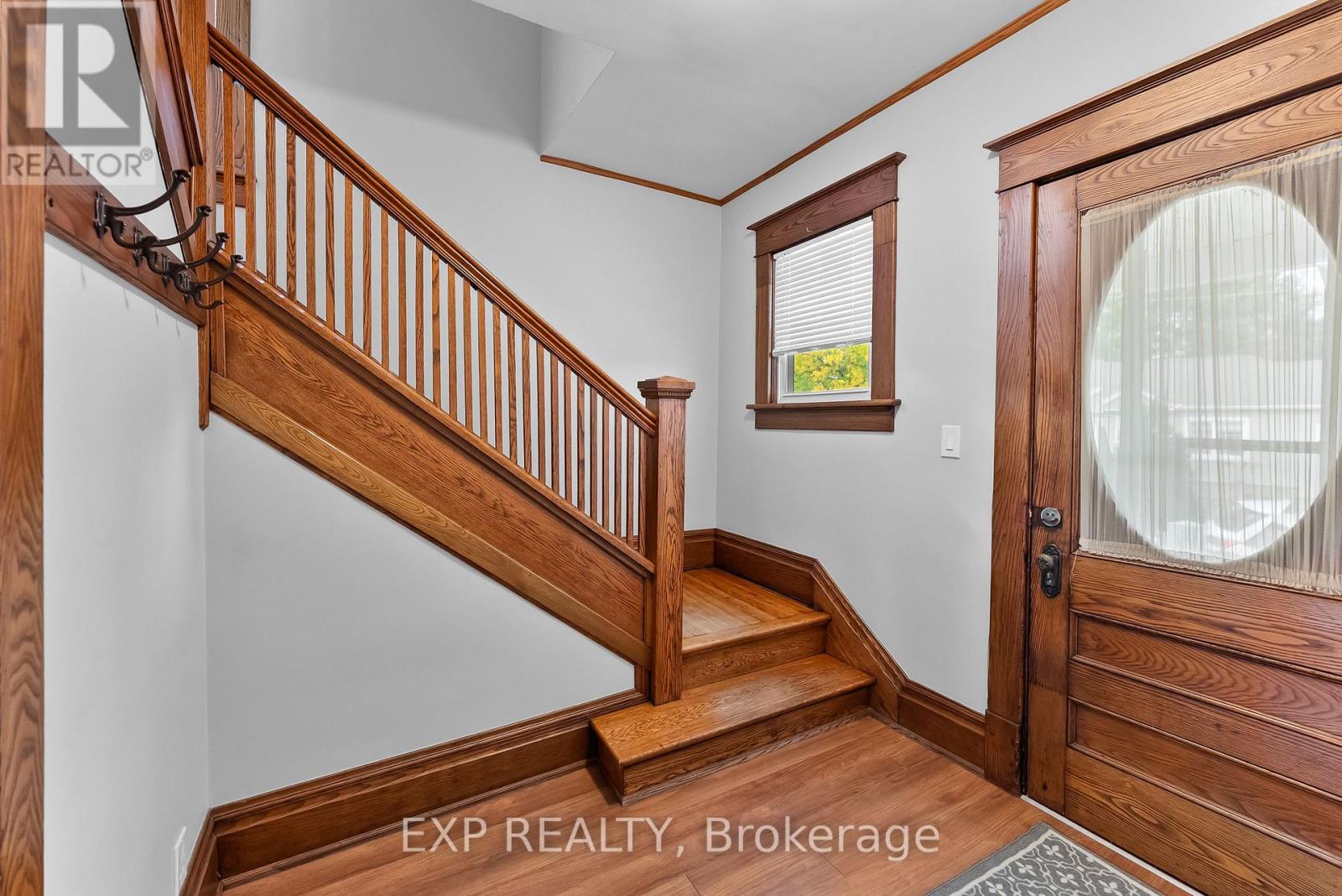 4364 Otter Street, Niagara Falls, Ontario  L2E 1G4 - Photo 10 - X12478216