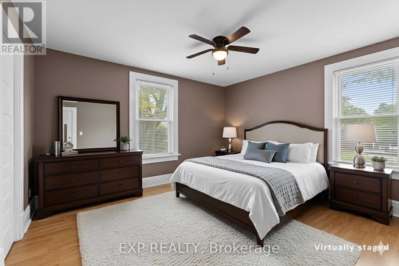 4364 Otter Street, Niagara Falls, Ontario  L2E 1G4 - Photo 22 - X12478216