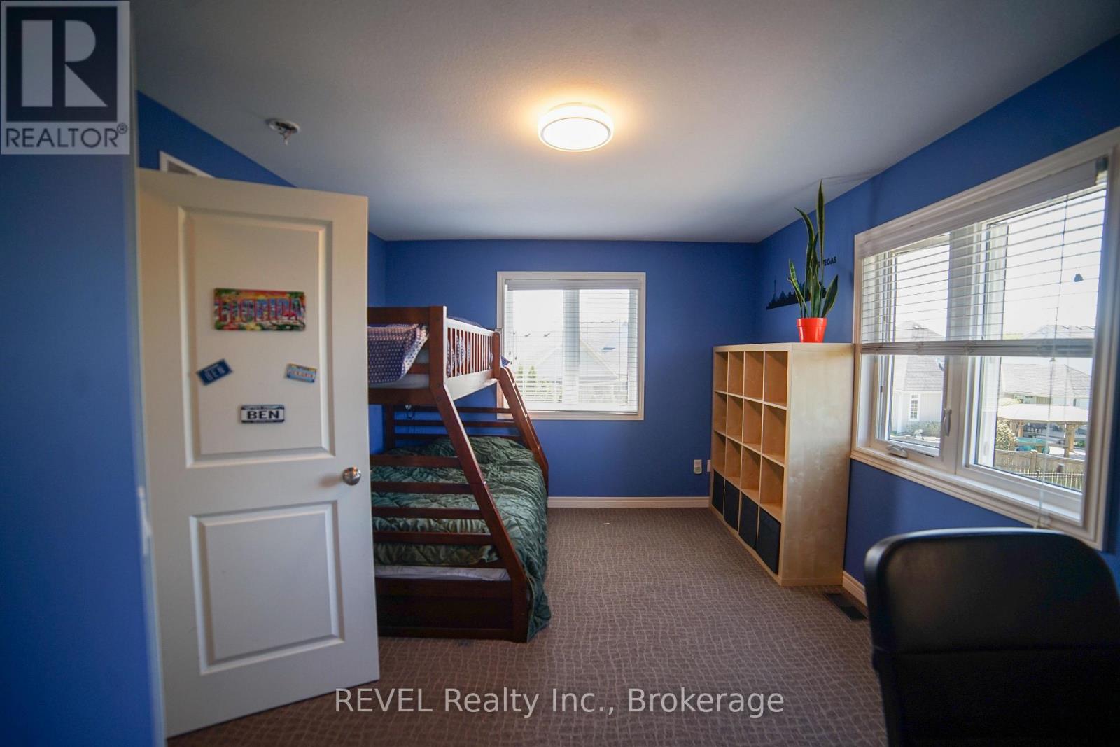 55 Pierpoint Drive, Niagara-On-The-Lake, Ontario  L0S 1J0 - Photo 21 - X12478260