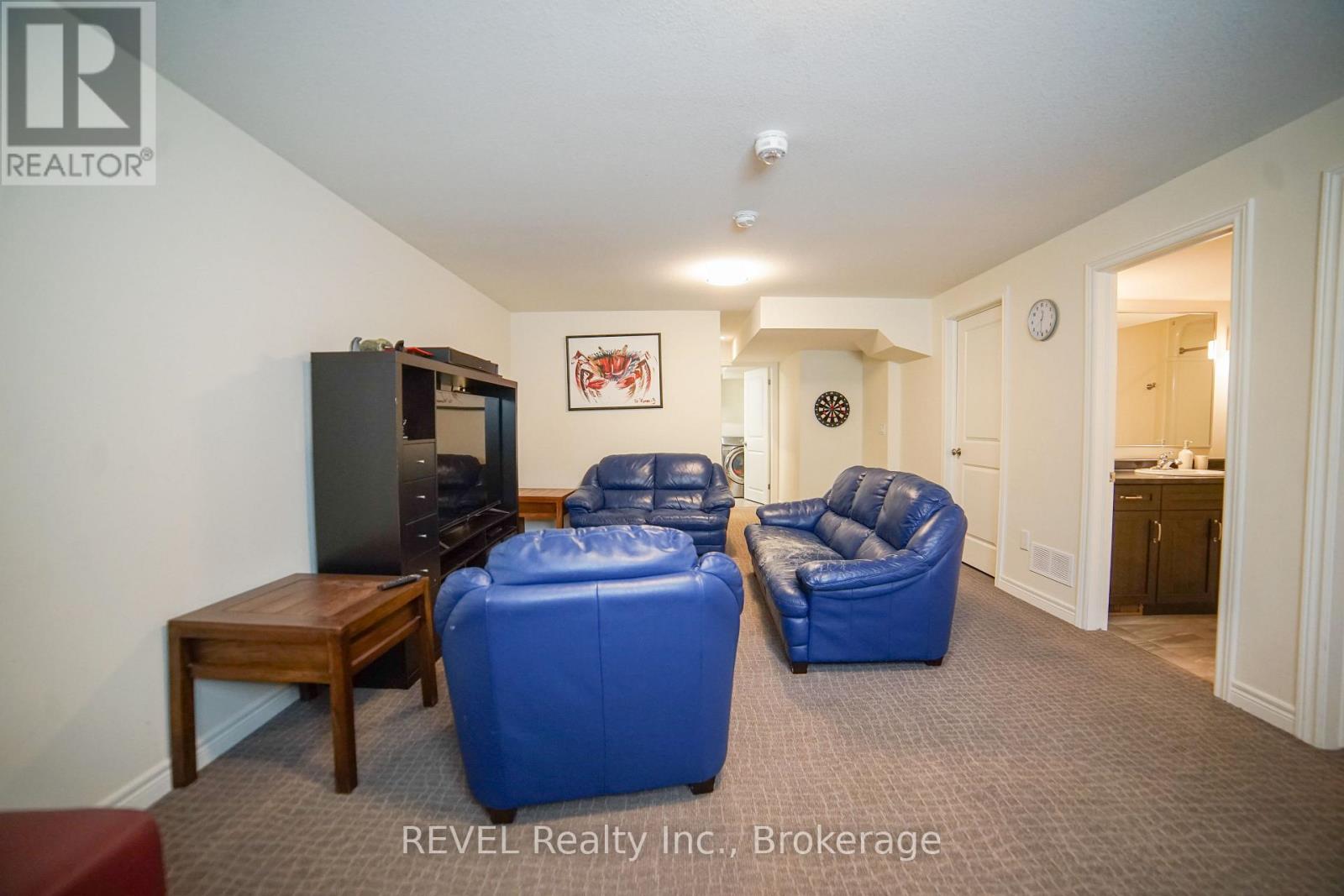 55 Pierpoint Drive, Niagara-On-The-Lake, Ontario  L0S 1J0 - Photo 41 - X12478260