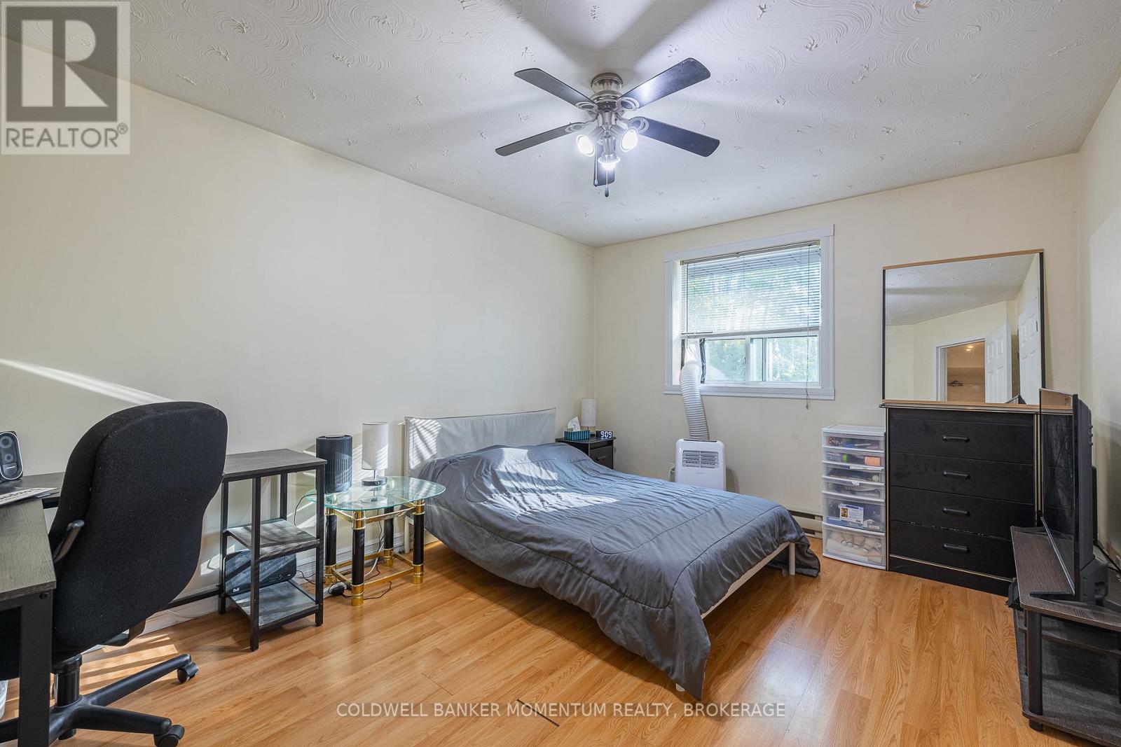 301 - 78 Welland Street N, Thorold, Ontario L2V 2C1 - Photo 10 - X12478296