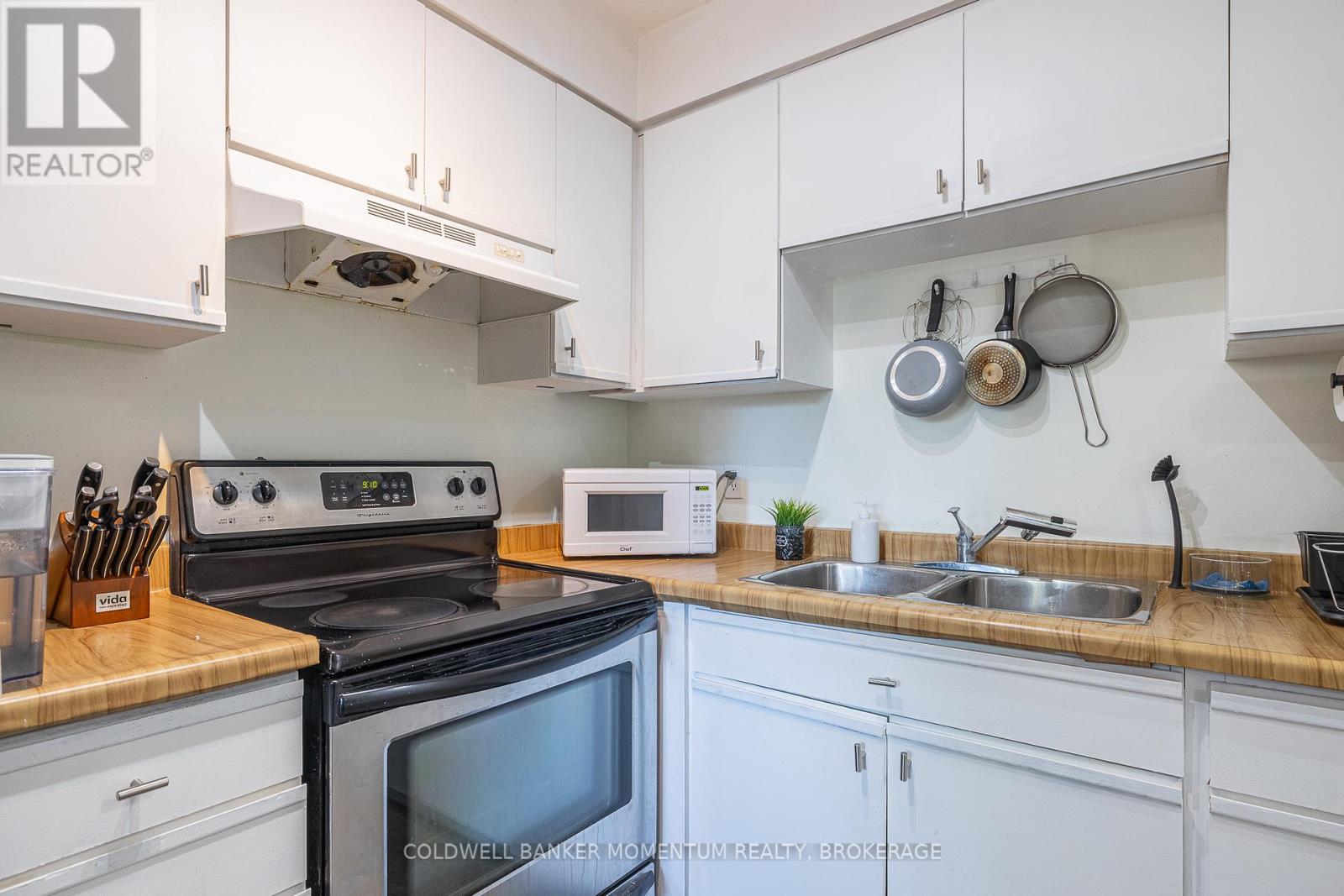 301 - 78 Welland Street N, Thorold, Ontario L2V 2C1 - Photo 16 - X12478296