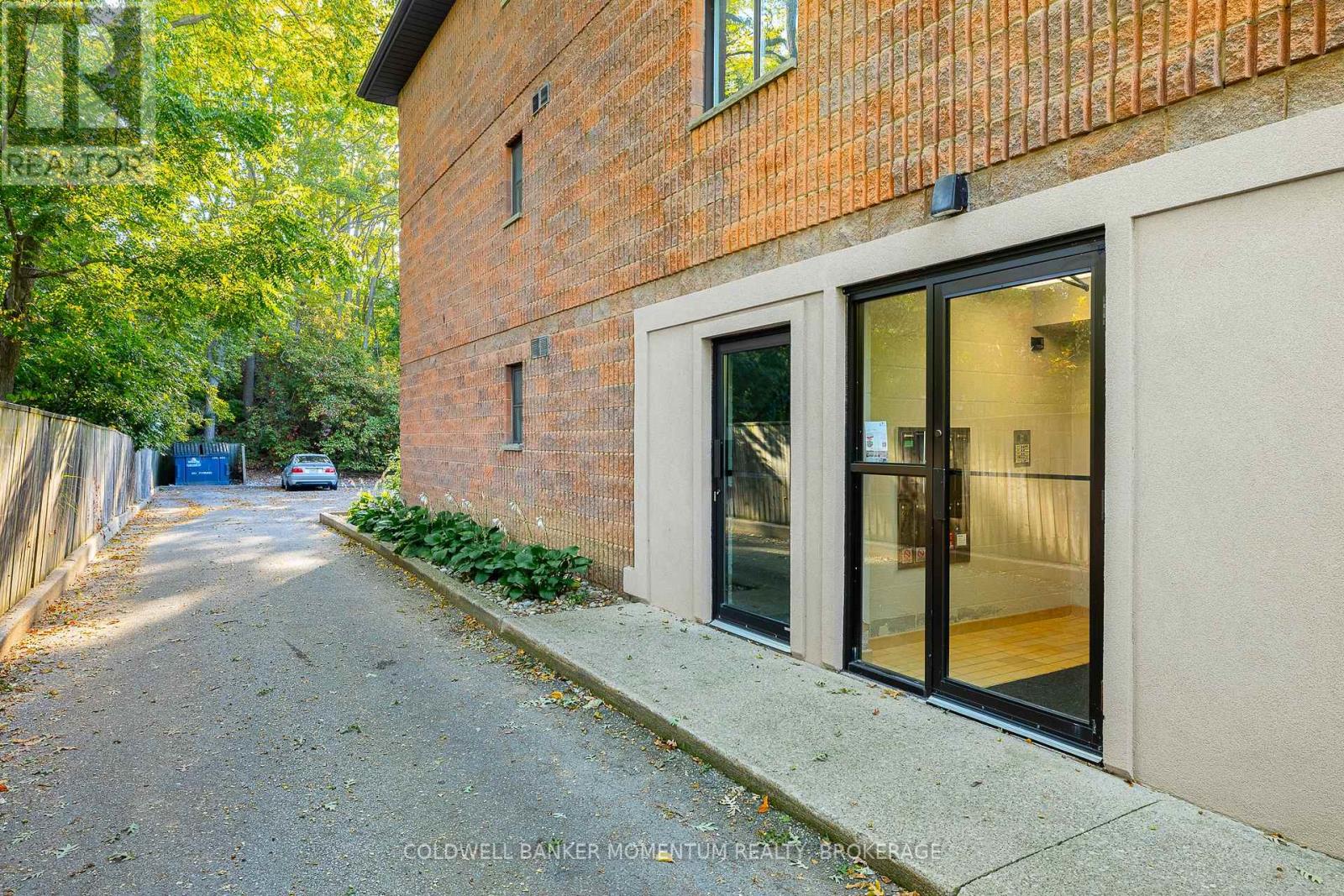 301 - 78 Welland Street N, Thorold, Ontario L2V 2C1 - Photo 5 - X12478296