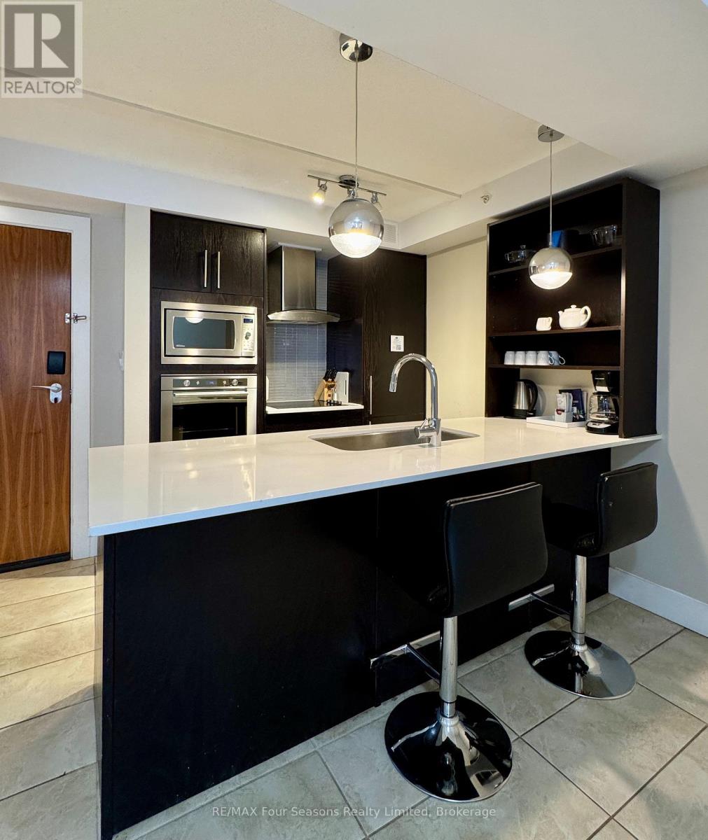 5209 - 9 HARBOUR STREET E, Collingwood, Ontario