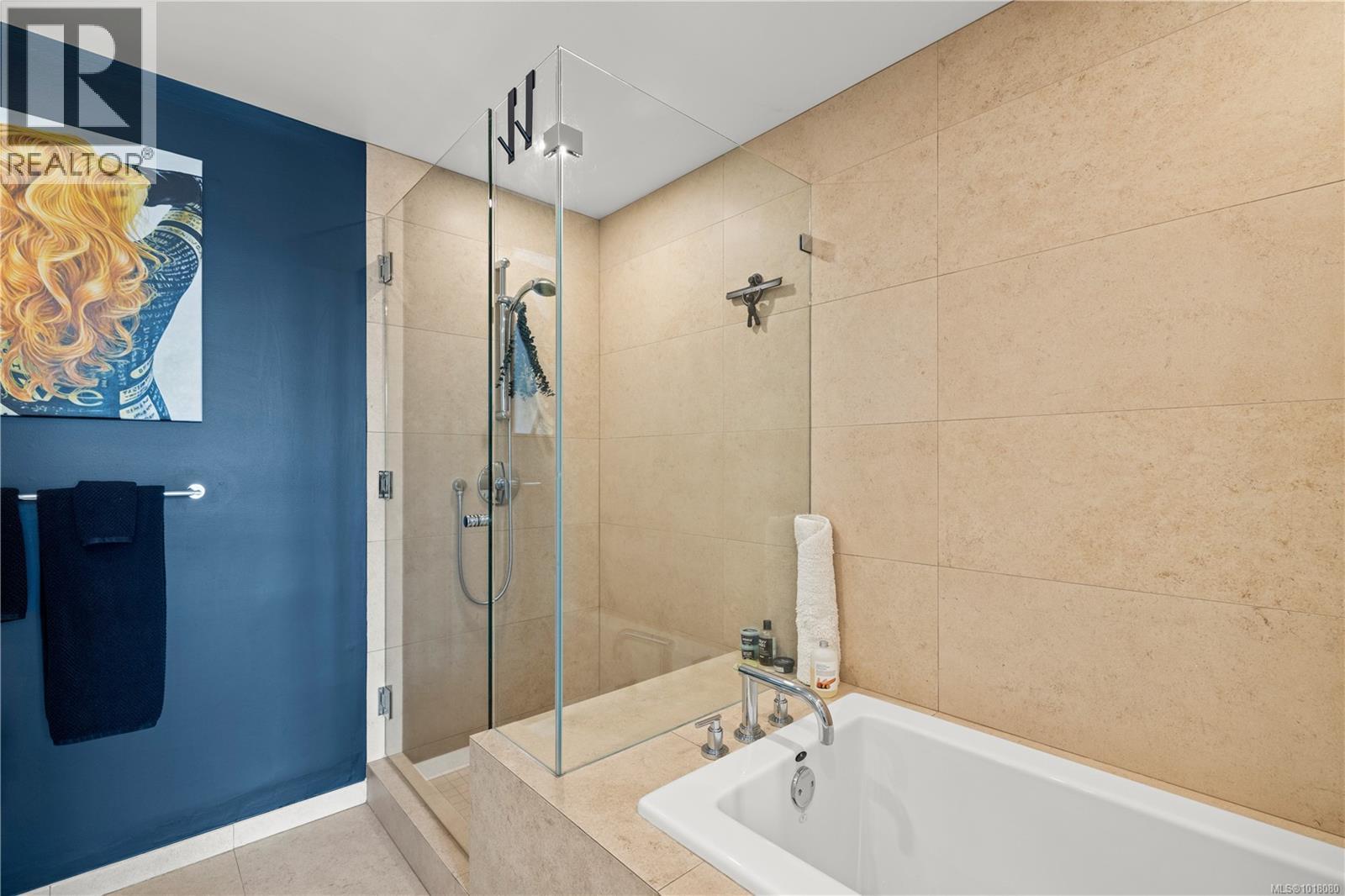 210 100 Saghalie Rd, Victoria, British Columbia V9A 0A1 - Photo 23 - 1018080