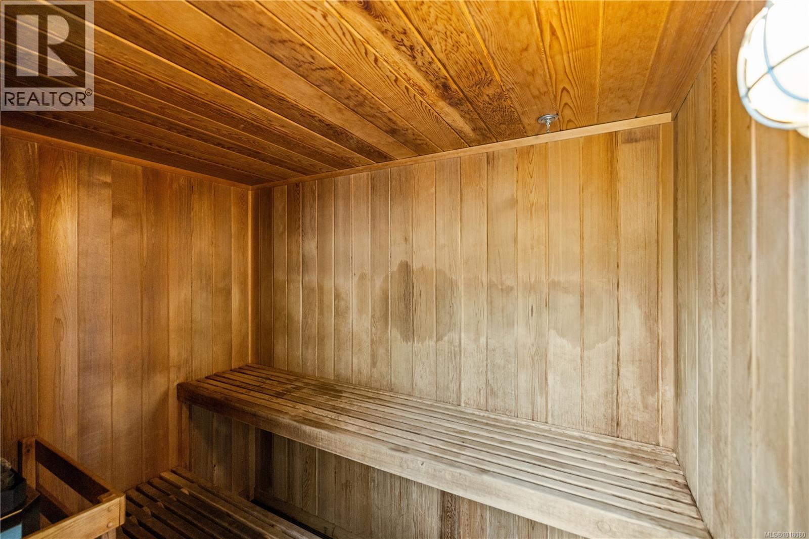 210 100 Saghalie Rd, Victoria, British Columbia V9A 0A1 - Photo 37 - 1018080