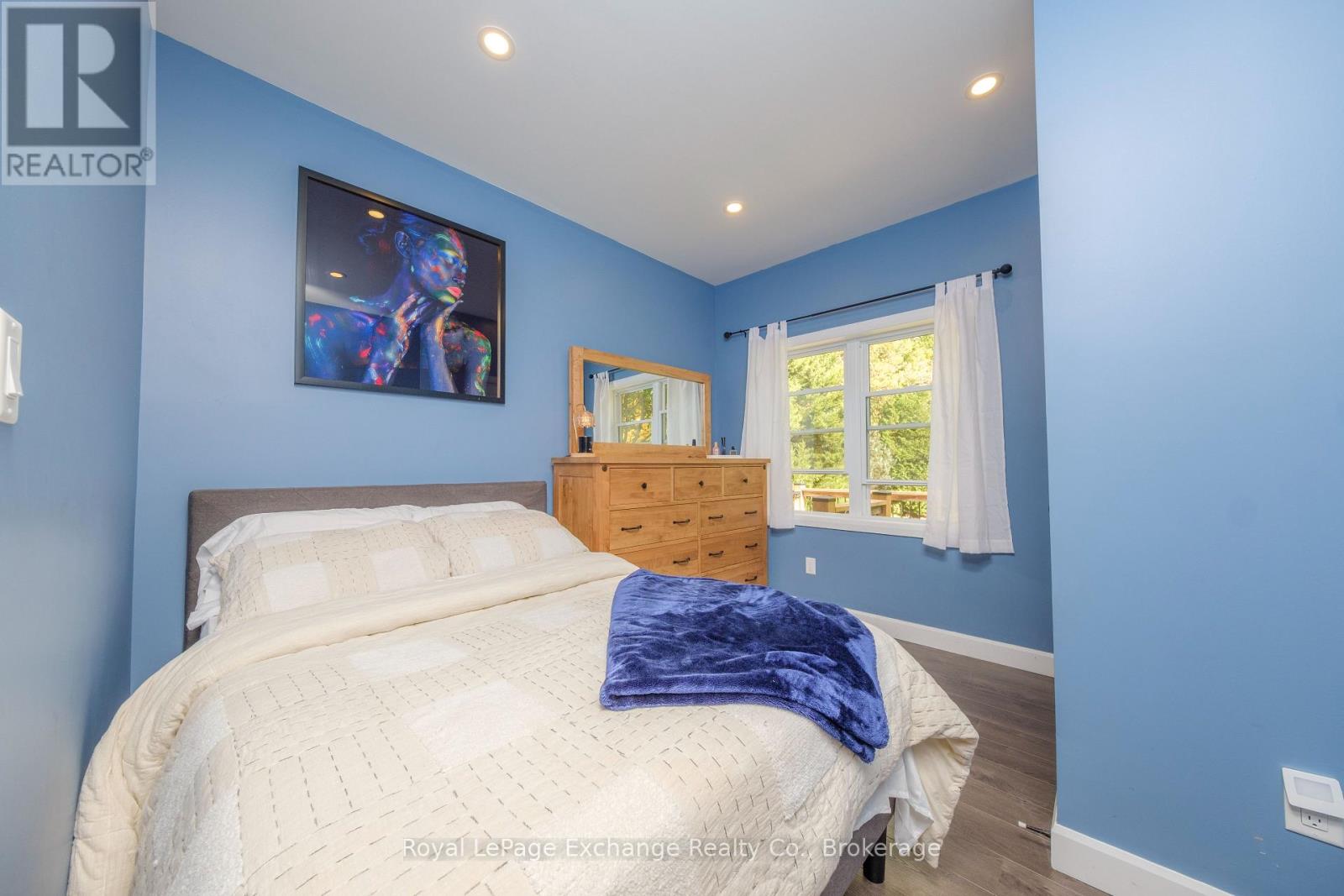 391 7th Avenue E, Owen Sound, Ontario  N4K 2W8 - Photo 10 - X12478238