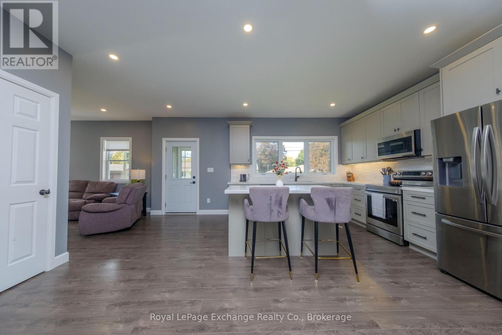 391 7th Avenue E, Owen Sound, Ontario  N4K 2W8 - Photo 7 - X12478238