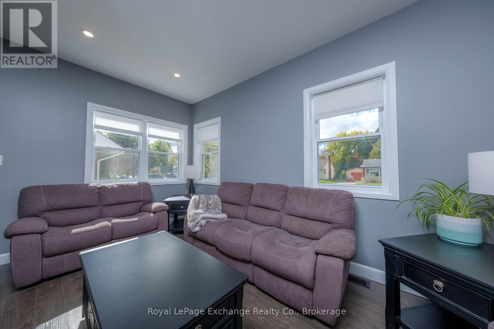 391 7th Avenue E, Owen Sound, Ontario  N4K 2W8 - Photo 8 - X12478238