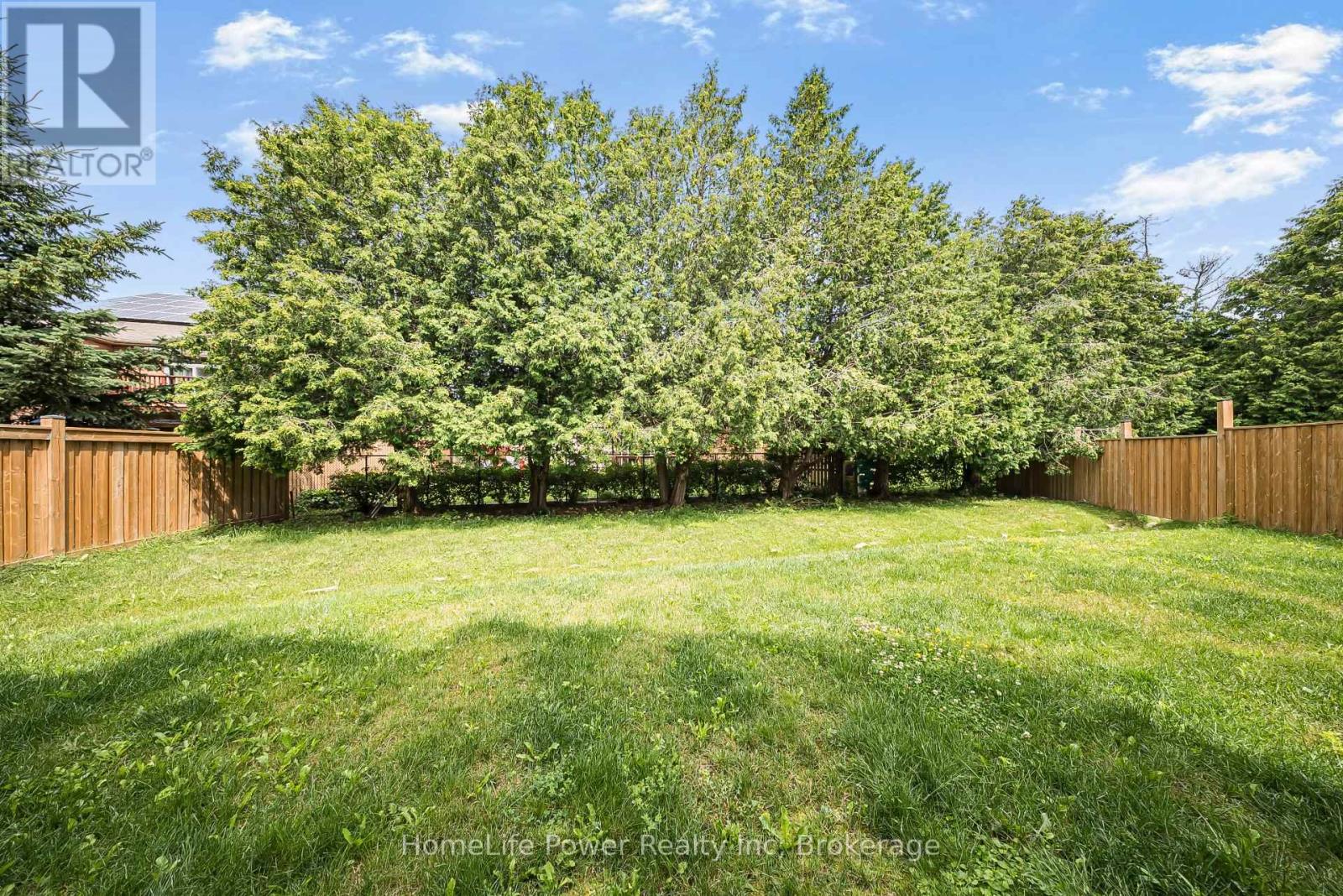 17 Ferris Circle, Guelph, Ontario  N1G 0H2 - Photo 14 - X12478244