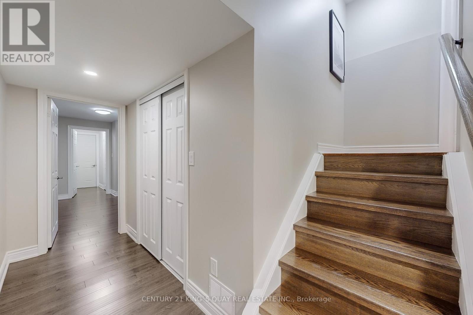 18 Edgehill Avenue, Whitchurch-Stouffville, Ontario  L4A 0V4 - Photo 32 - N12477933