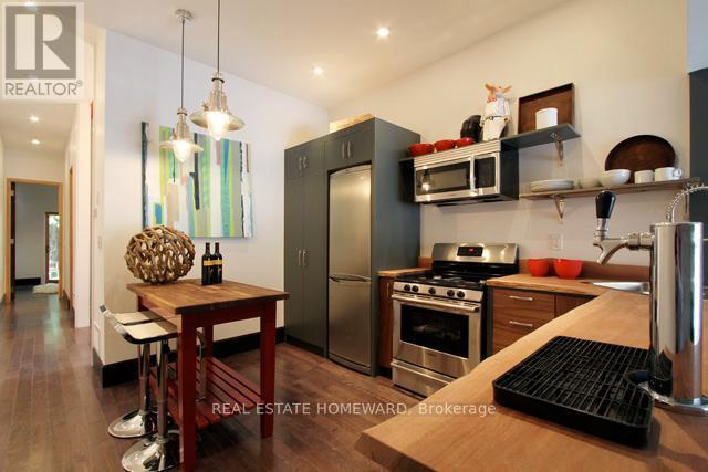 Main - 726 Gerrard Street, Toronto, Ontario  M4M 1Y3 - Photo 7 - E12447970