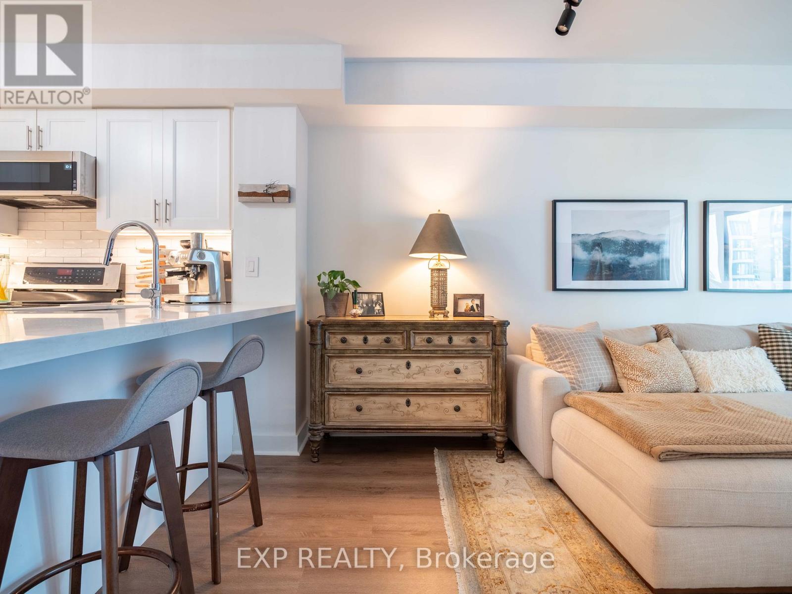 501 - 2111 Lakeshore Boulevard W, Toronto, Ontario  M8V 4B2 - Photo 12 - W12413406