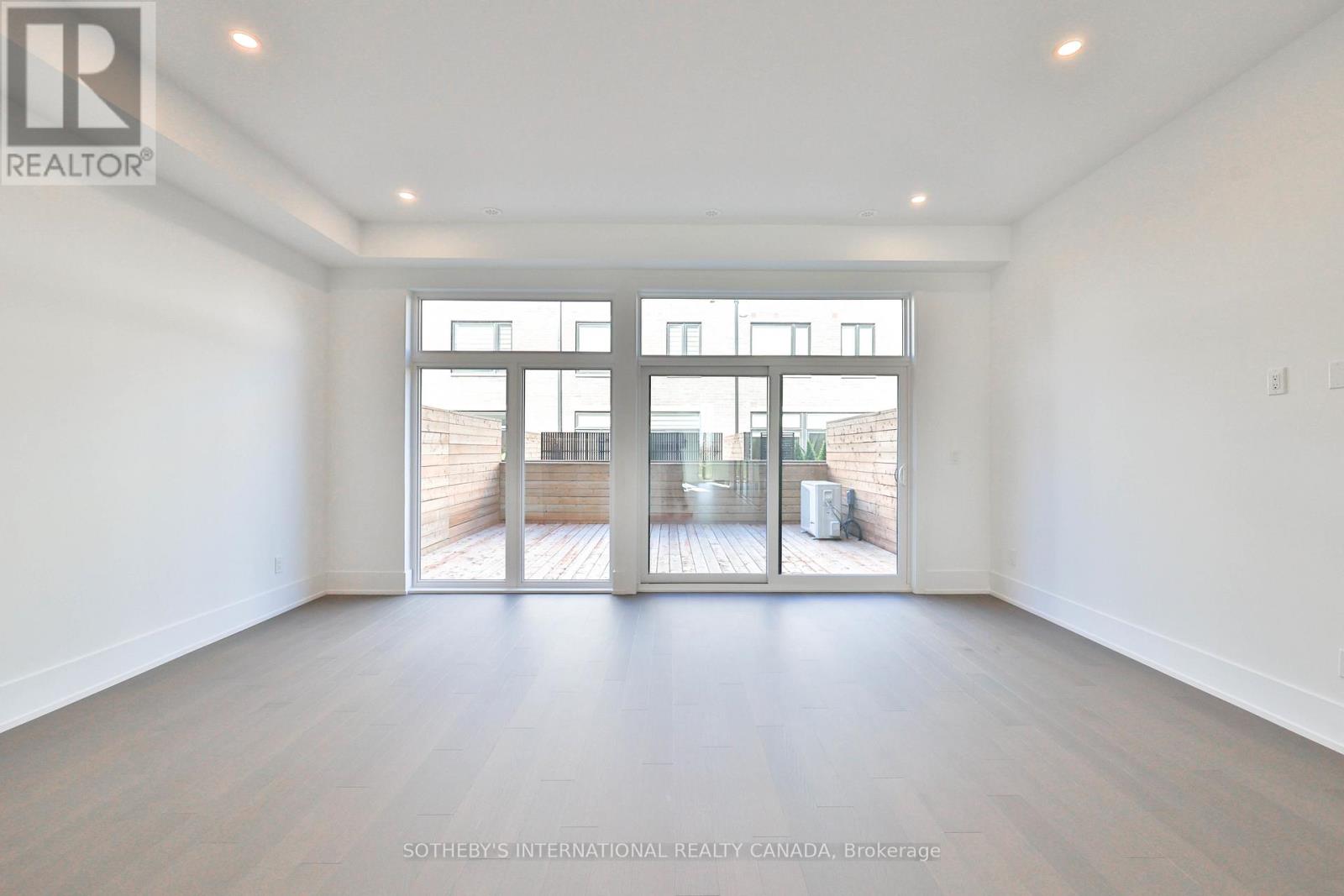 Th 85 - 60 Lou Parsons Way Drive, Mississauga, Ontario  L5H 0B2 - Photo 12 - W12469261