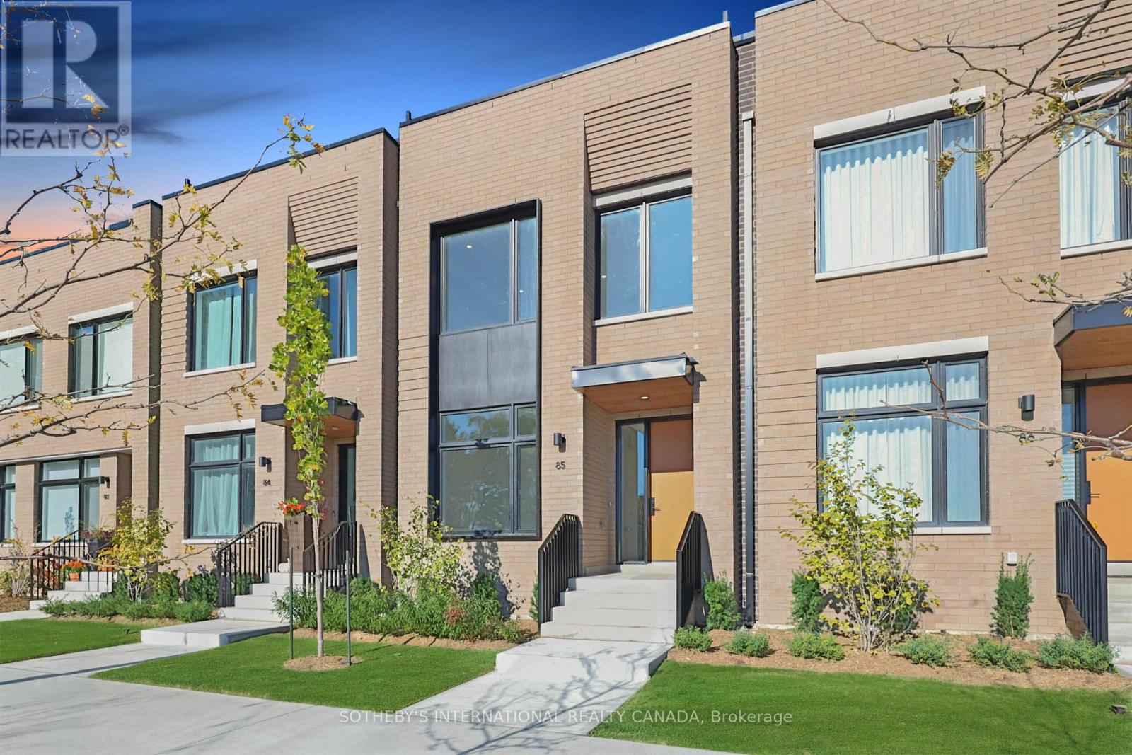 TH 85 - 60 LOU PARSONS WAY DRIVE, Mississauga, Ontario