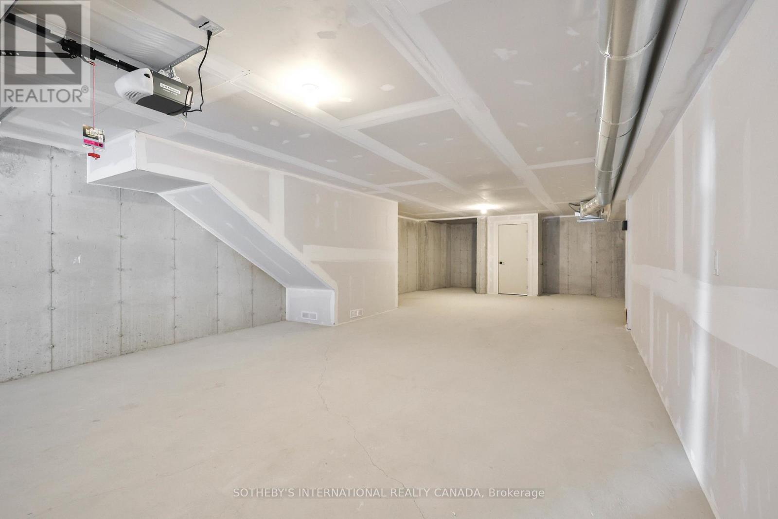 Th 85 - 60 Lou Parsons Way Drive, Mississauga, Ontario  L5H 0B2 - Photo 35 - W12469261