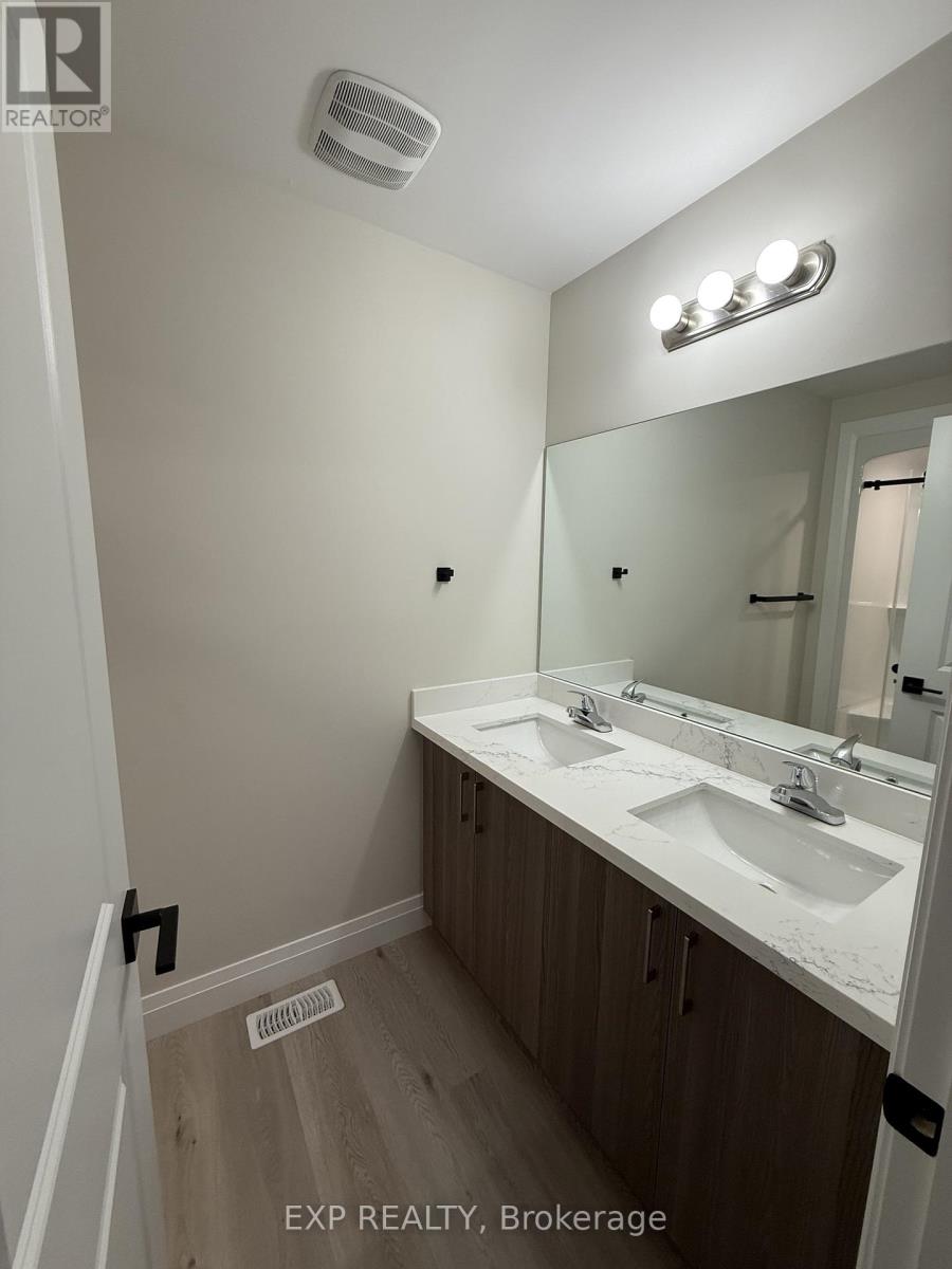 3 Keystone Trail, Welland, Ontario  L3B 5C2 - Photo 14 - X12473462