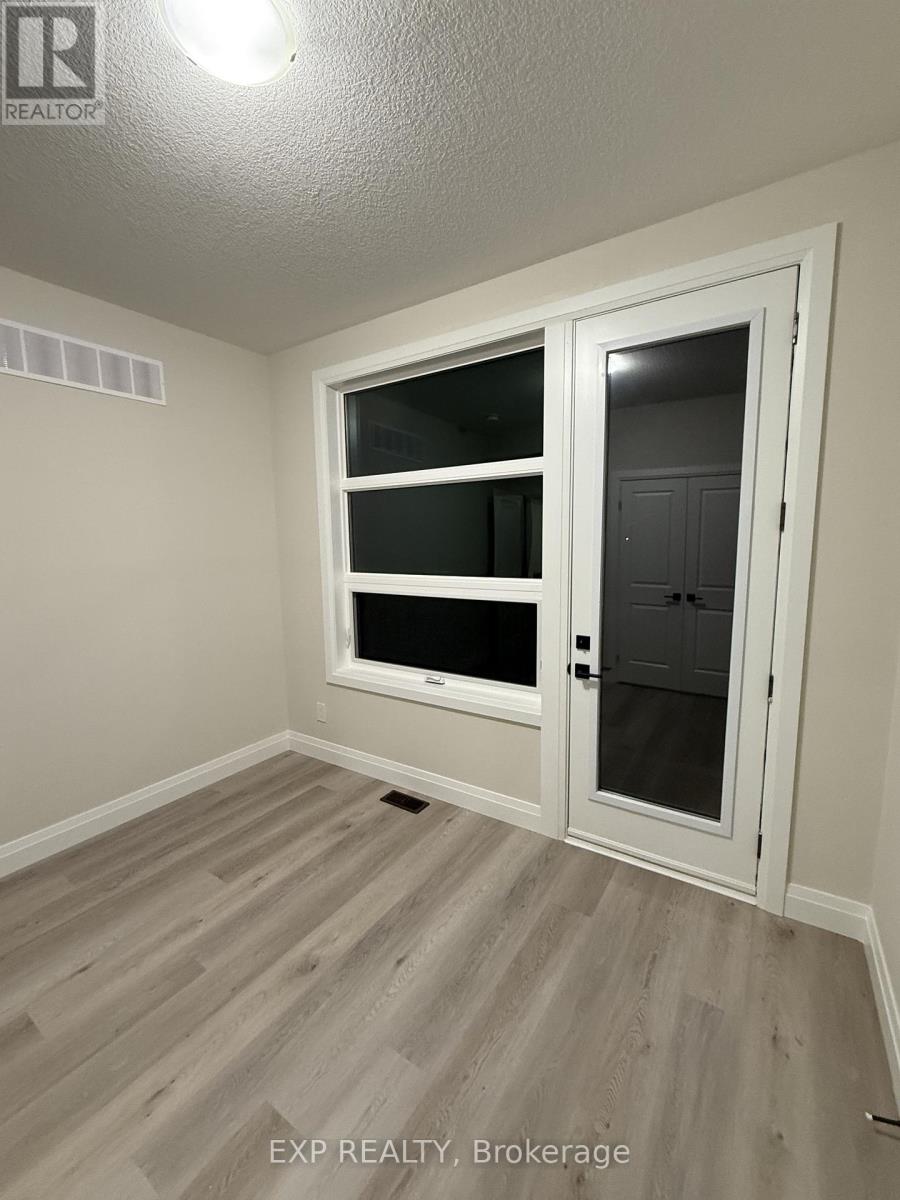 3 Keystone Trail, Welland, Ontario  L3B 5C2 - Photo 8 - X12473462