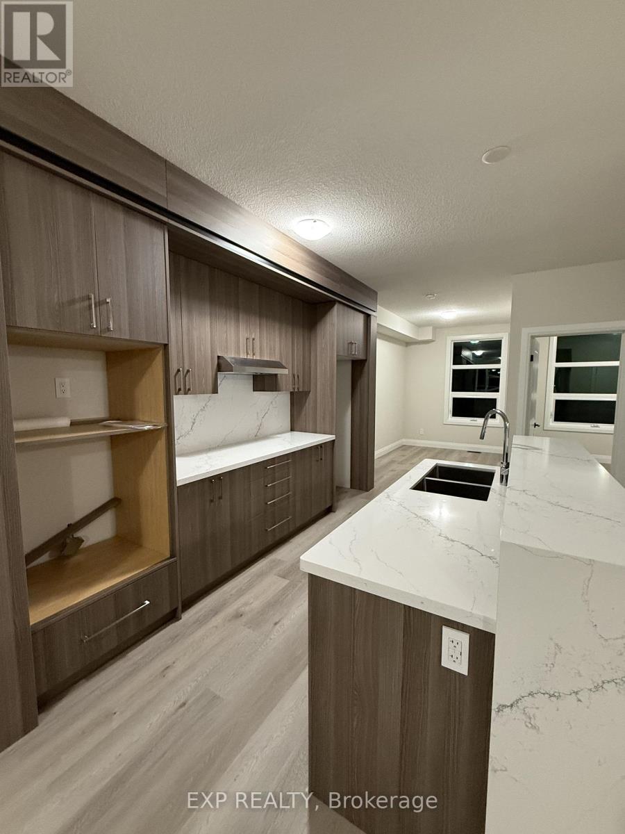 3 Keystone Trail, Welland, Ontario  L3B 5C2 - Photo 4 - X12473462