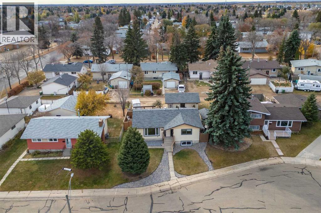 6505 45a Avenue, Camrose, Alberta  T4V 0C8 - Photo 2 - A2265697