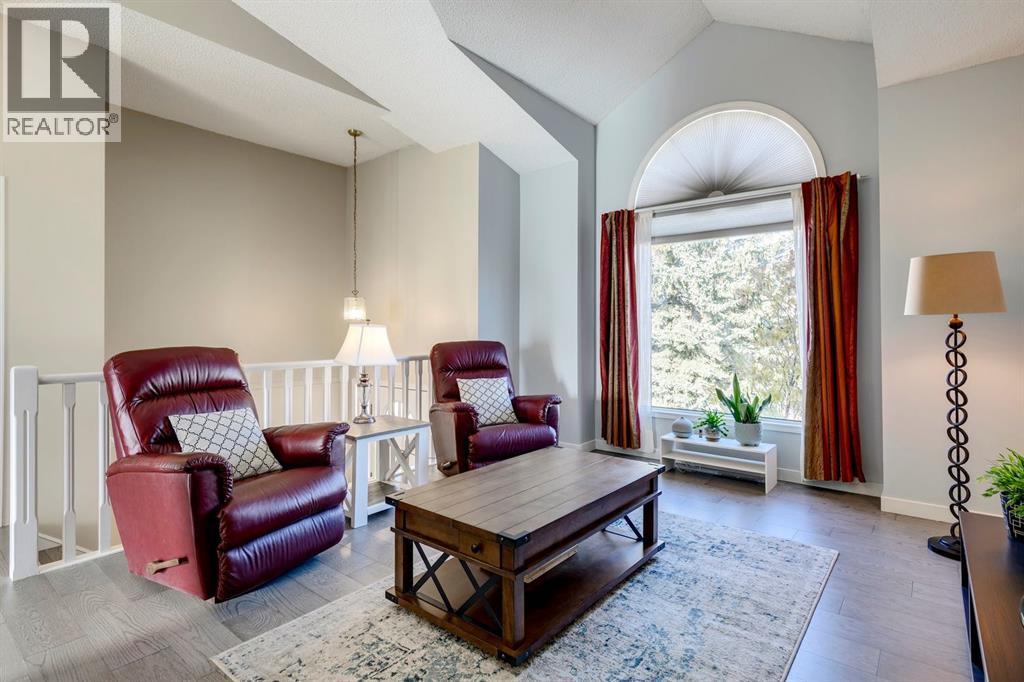 19 Sunlake Gardens Se, Calgary, Alberta  T2X 3G4 - Photo 6 - A2265866