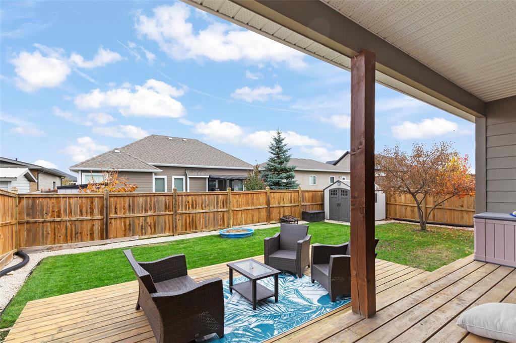 49 Alderwood Crescent, Steinbach, Manitoba  R5G 0S8 - Photo 2 - 202526216