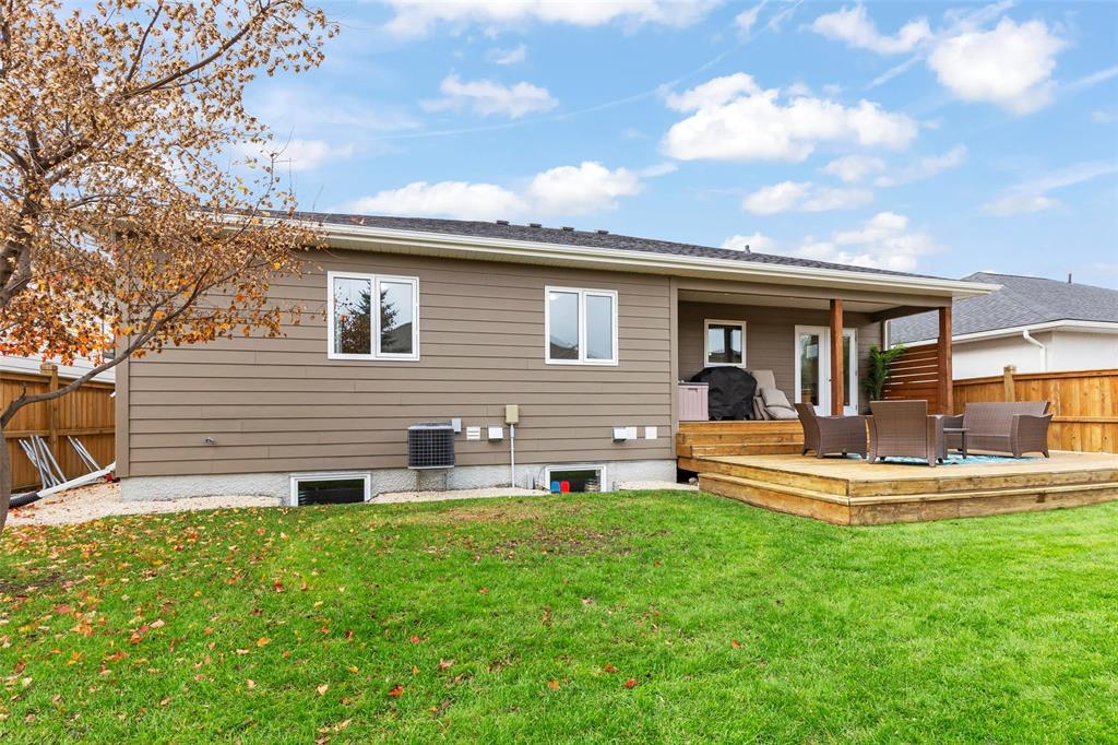 49 Alderwood Crescent, Steinbach, Manitoba  R5G 0S8 - Photo 26 - 202526216