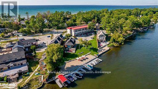 109 - 361 Mosley Street, Wasaga Beach, Ontario  L9Z 2J8 - Photo 2 - S12478335