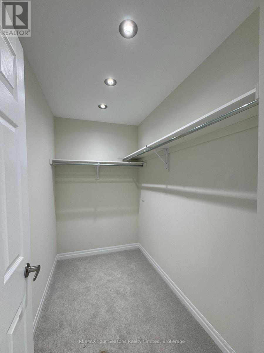 241 Warden Street, Clearview, Ontario  L0M 1S0 - Photo 23 - S12478406