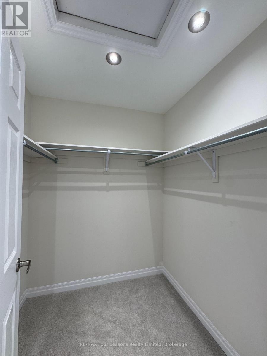 241 Warden Street, Clearview, Ontario  L0M 1S0 - Photo 27 - S12478406