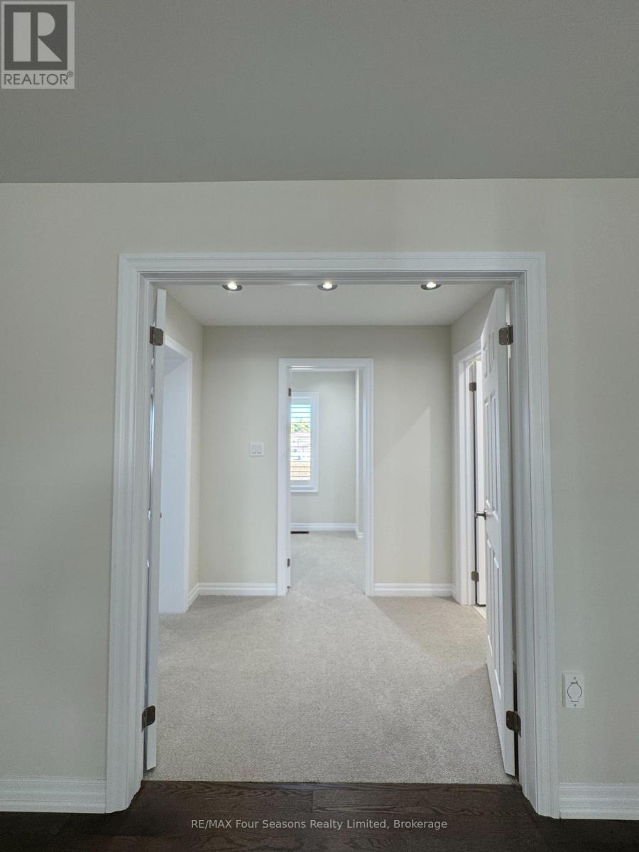 241 Warden Street, Clearview, Ontario  L0M 1S0 - Photo 33 - S12478406