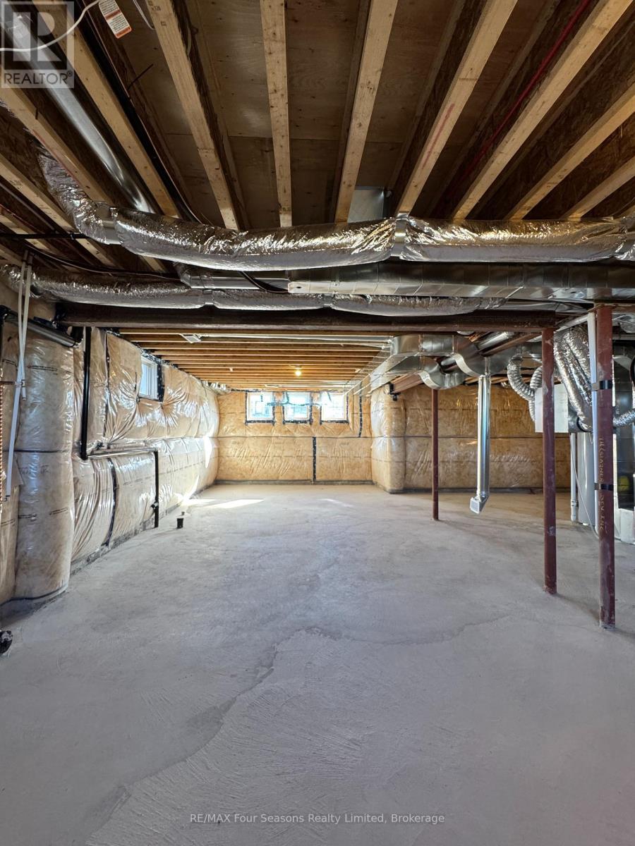 241 Warden Street, Clearview, Ontario  L0M 1S0 - Photo 41 - S12478406