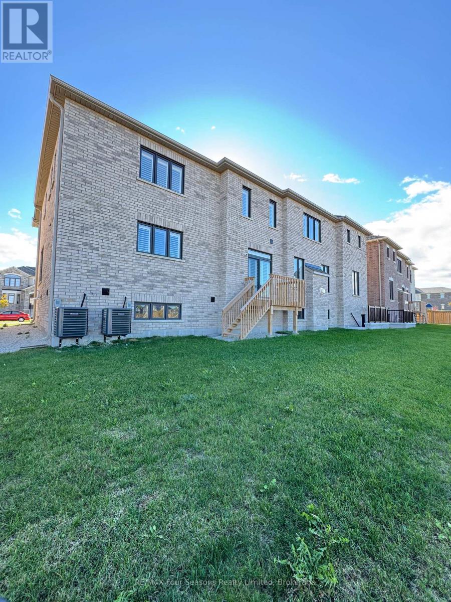 241 Warden Street, Clearview, Ontario  L0M 1S0 - Photo 44 - S12478406