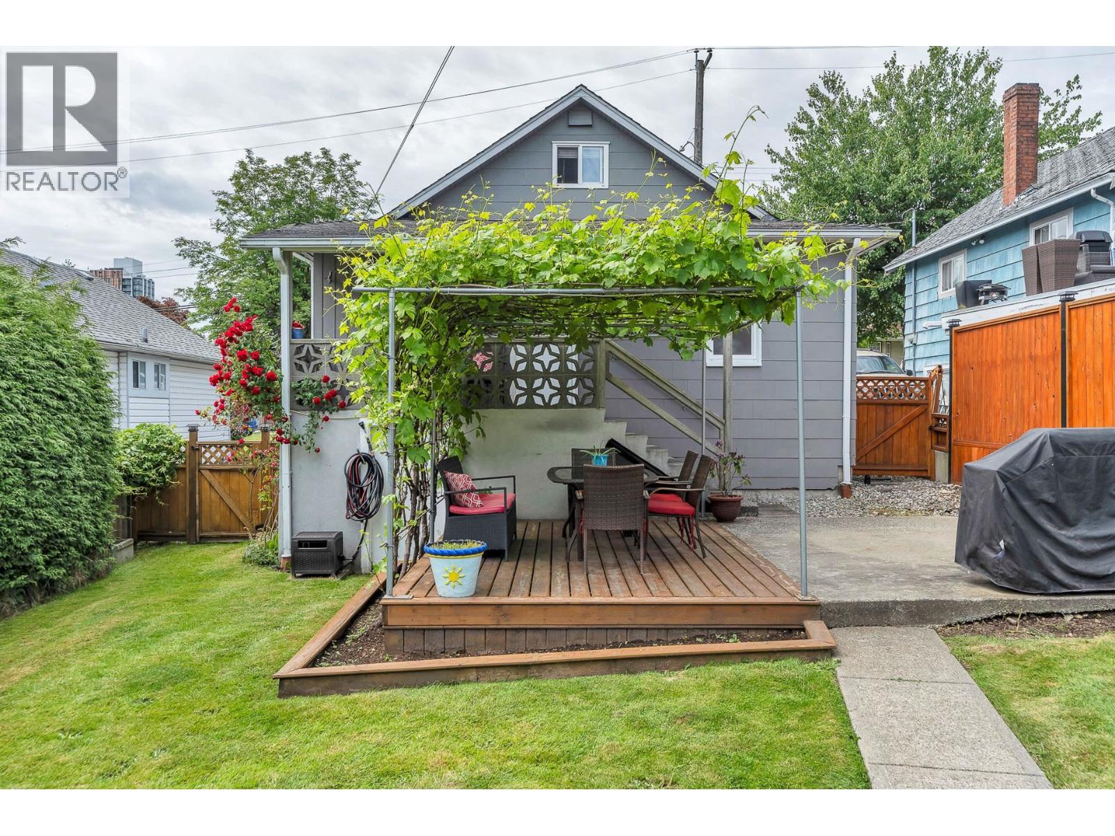 221 Lebleu Street, Coquitlam, British Columbia  V3K 4L7 - Photo 28 - R3061312