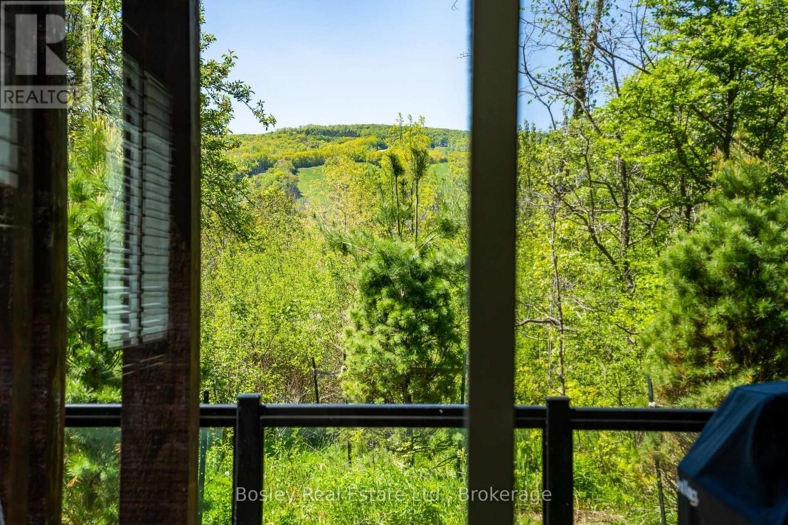 101 - 18 Beckwith Lane, Blue Mountains, Ontario  L9Y 2X5 - Photo 37 - X12478344