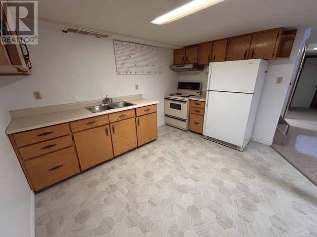 112 Willowdale St, Sault Ste. Marie, Ontario  P6A 5Z4 - Photo 6 - SM253059