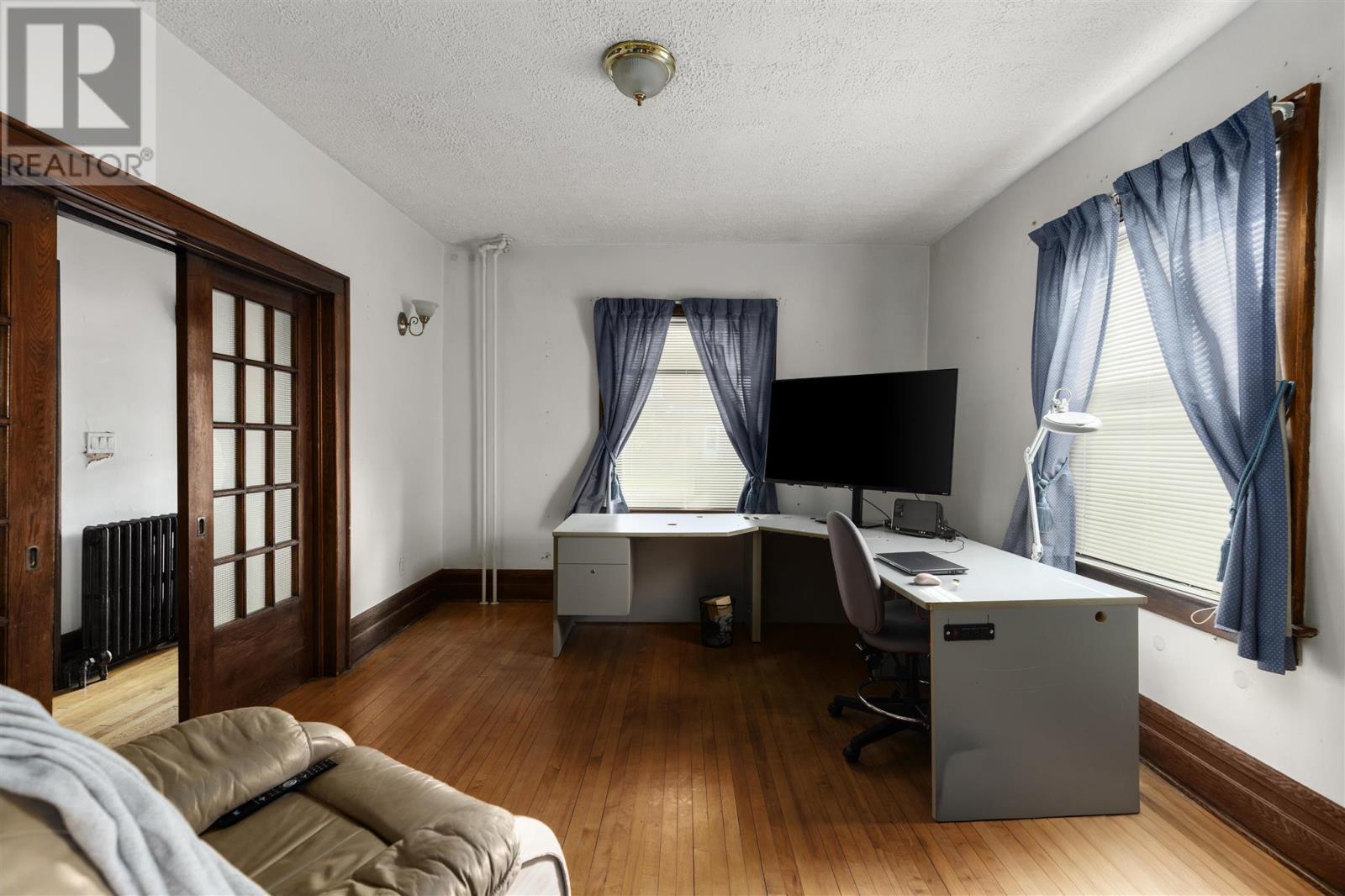 175-177 Elgin St, Sault Ste. Marie, Ontario  P6A 2Y9 - Photo 4 - SM253060