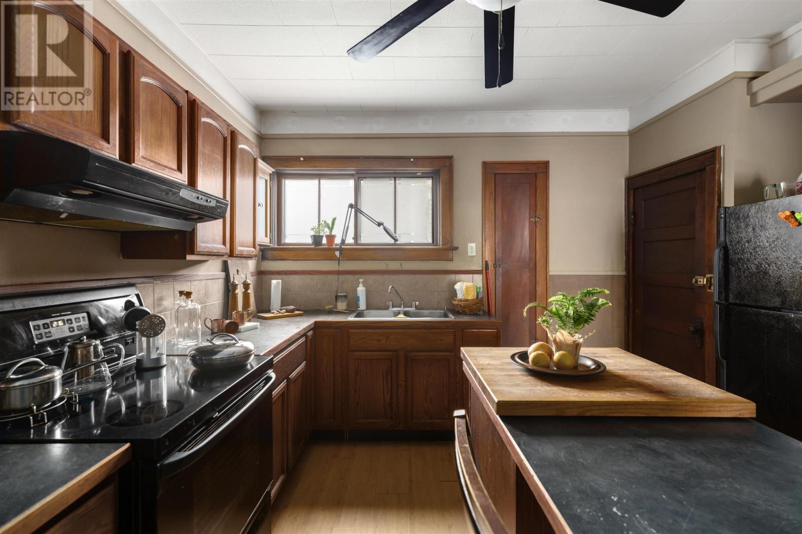 175-177 Elgin St, Sault Ste. Marie, Ontario  P6A 2Y9 - Photo 7 - SM253060