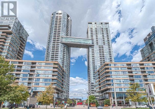 PH02 - 21 ICEBOAT TERRACE, Toronto, Ontario