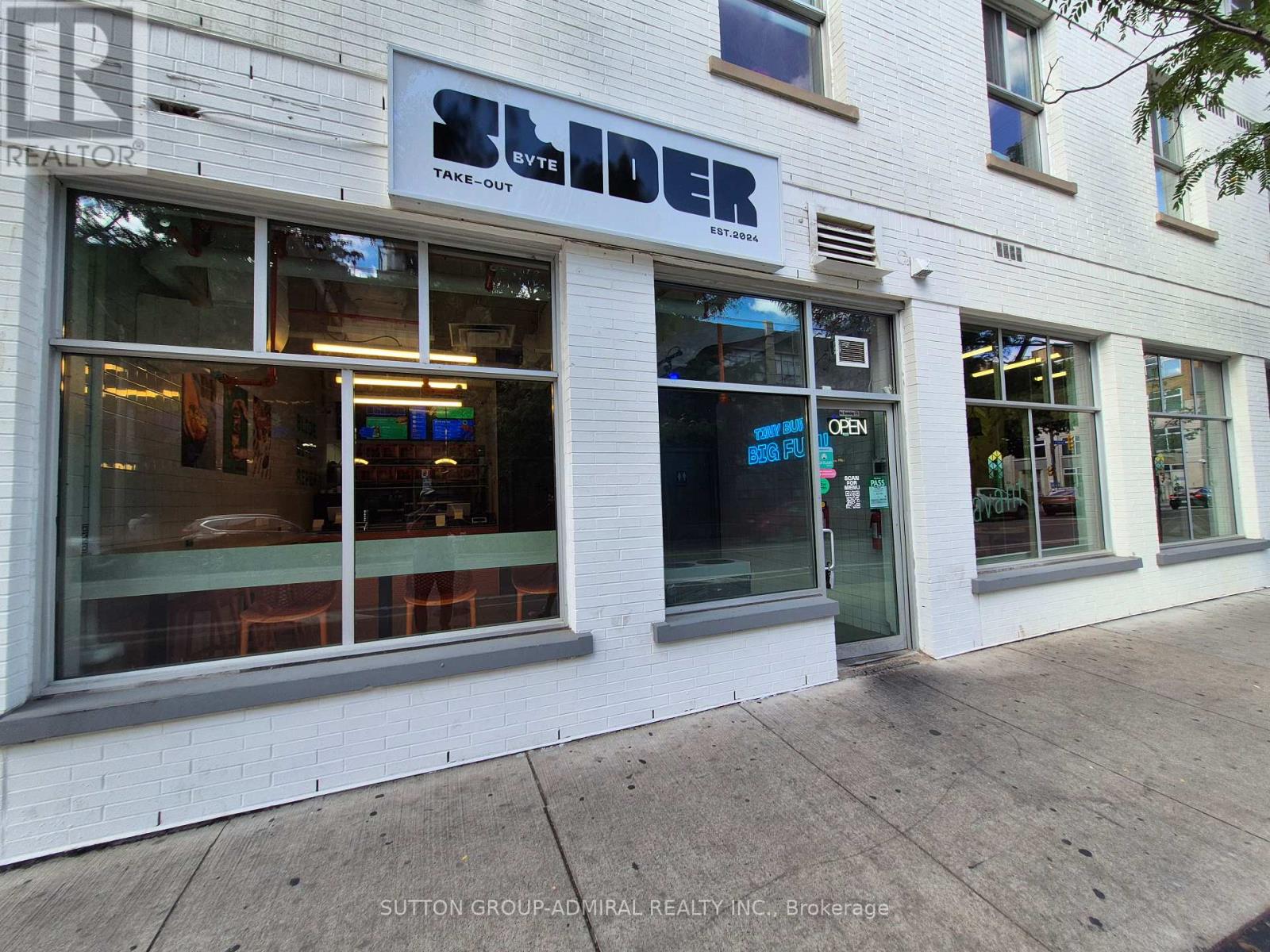 50 GERRARD STREET E, Toronto, Ontario