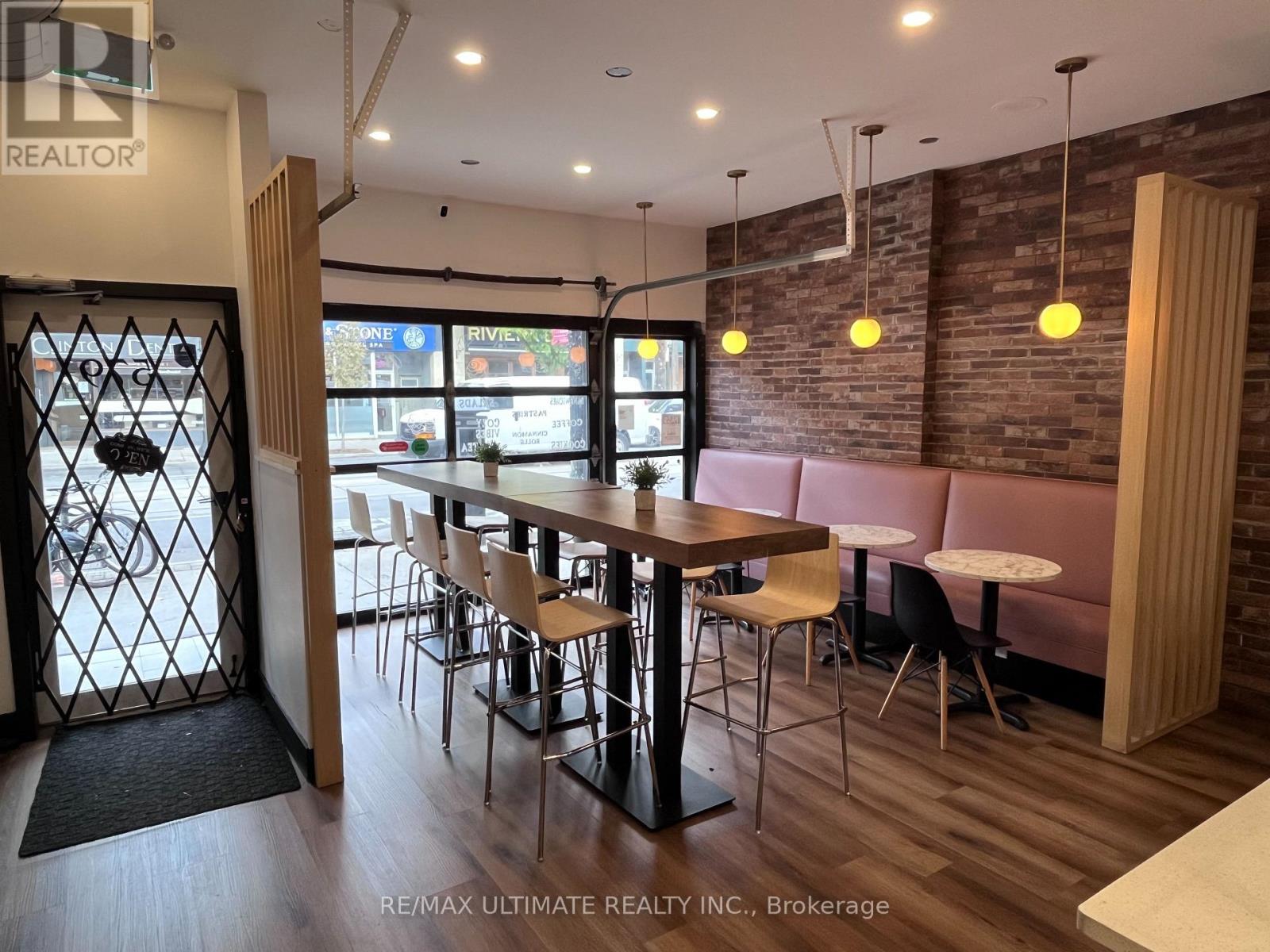 579 College Street, Toronto, Ontario  M6G 1B2 - Photo 2 - C12478068
