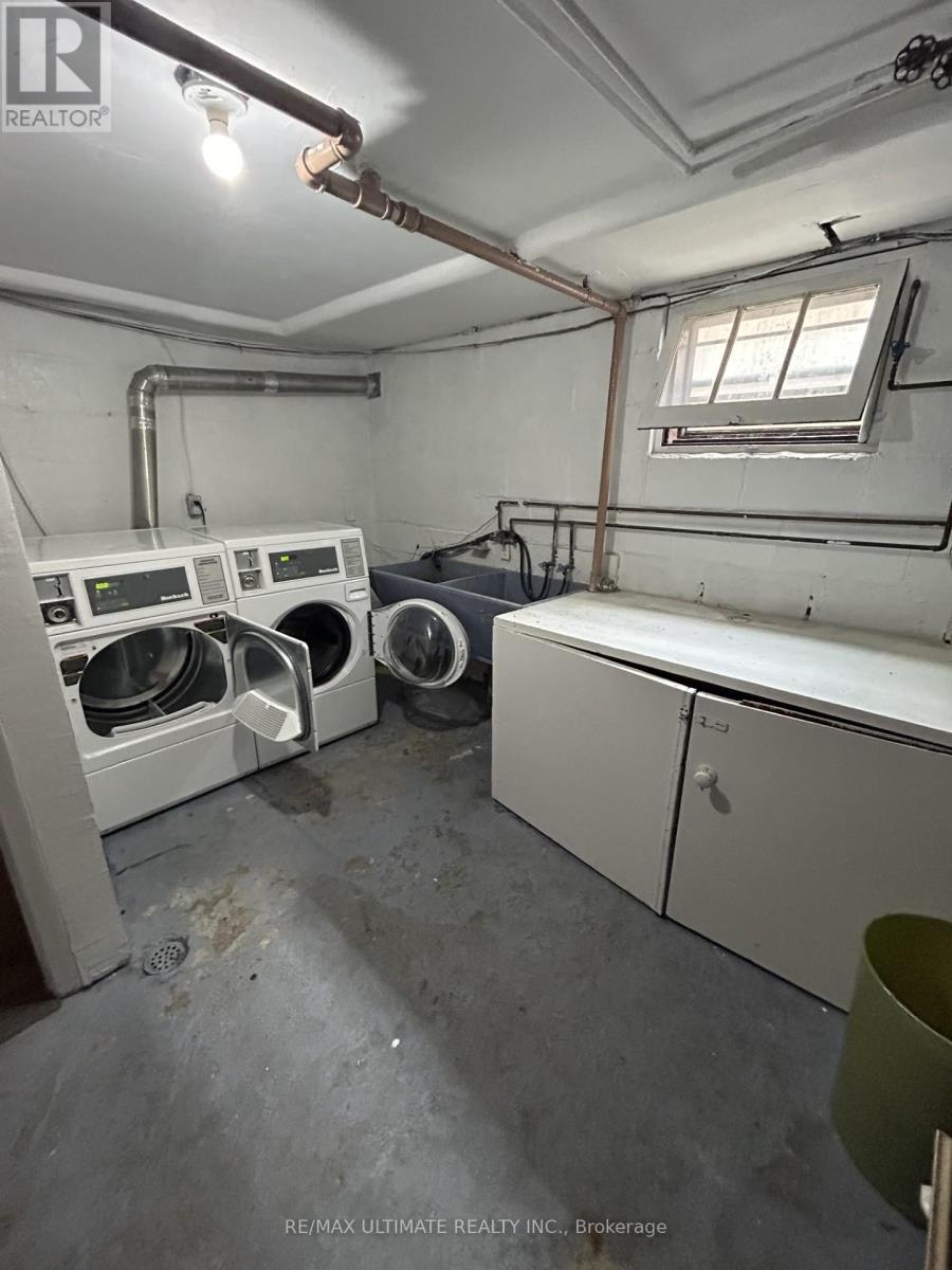 1 - 19 Castlefield Avenue, Toronto, Ontario  M4R 1G3 - Photo 7 - C12478070