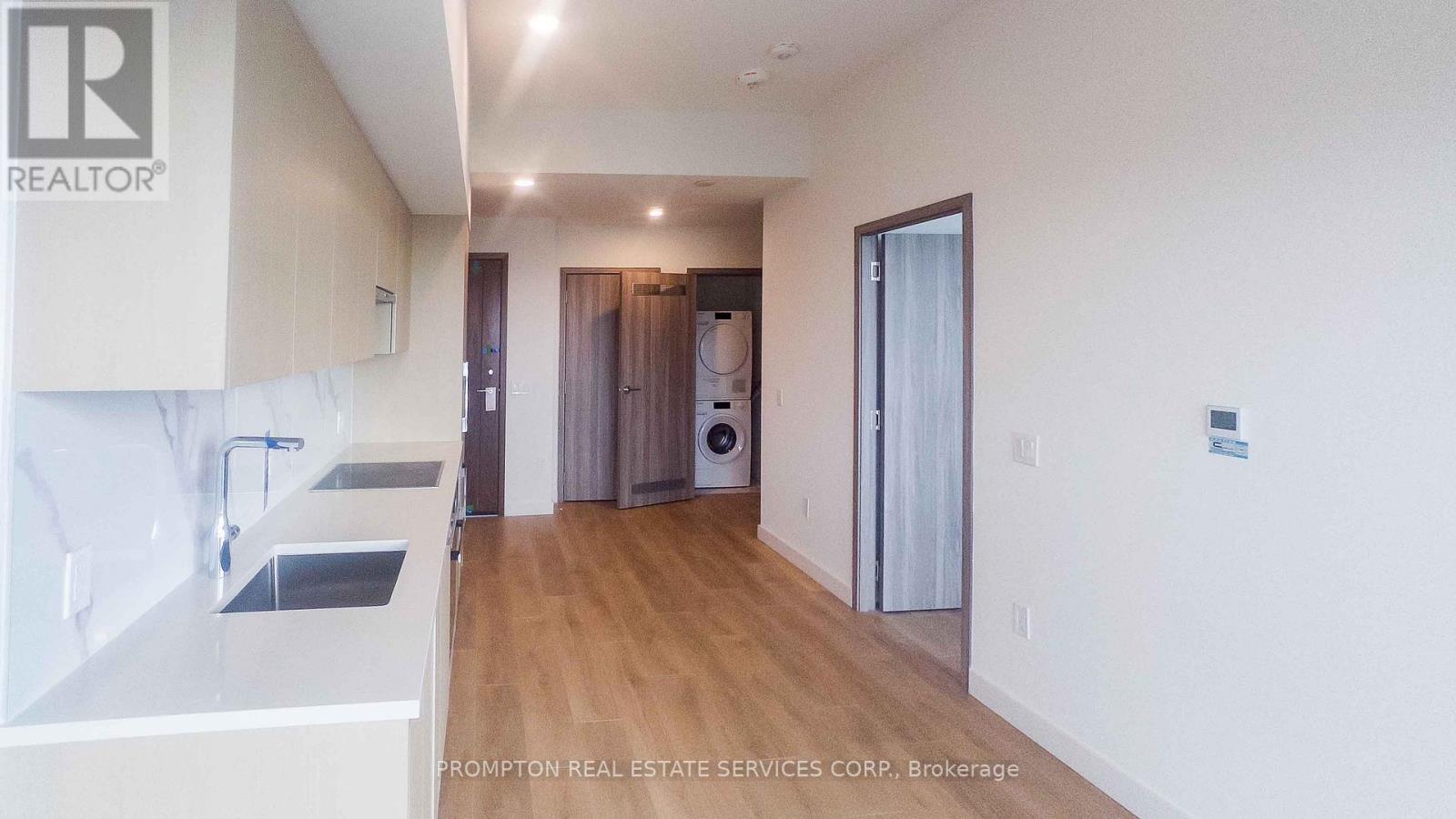 5112 - 3 Concord Cityplace Way, Toronto, Ontario  M5V 0X4 - Photo 12 - C12478080