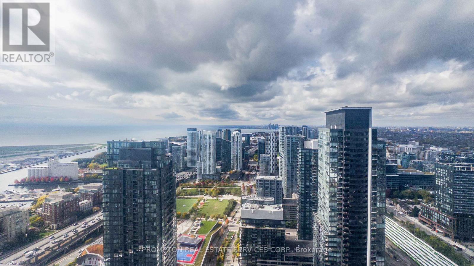 5112 - 3 Concord Cityplace Way, Toronto, Ontario  M5V 0X4 - Photo 9 - C12478080