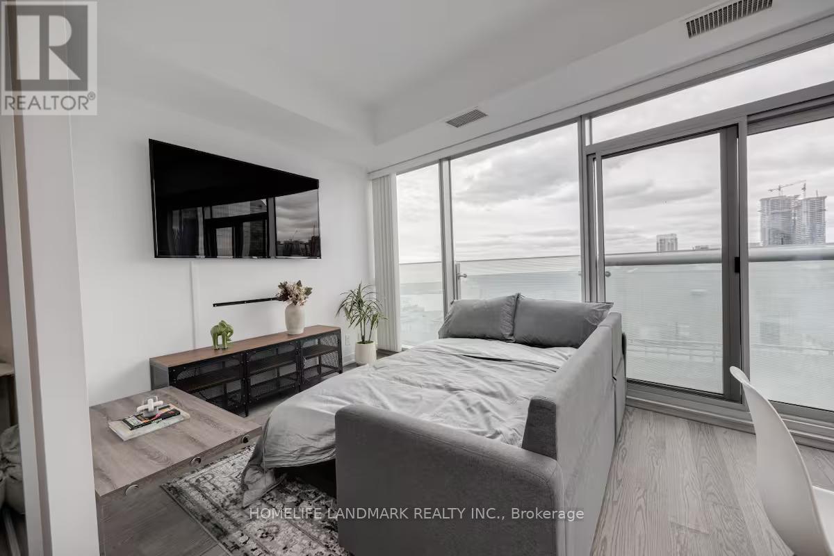 3206 - 12 York Street, Toronto, Ontario  M5J 0A9 - Photo 5 - C12478107