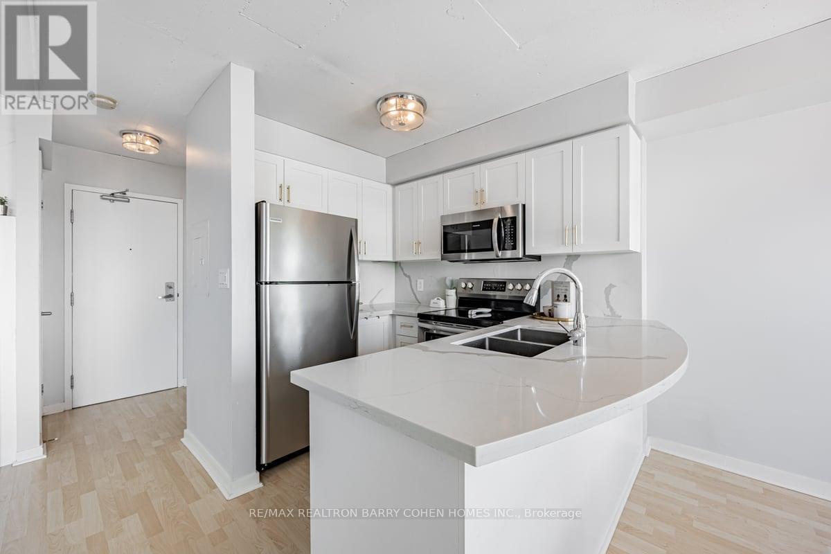 Ph 803 - 800 King Street W, Toronto, Ontario  M5V 3M7 - Photo 4 - C12478116