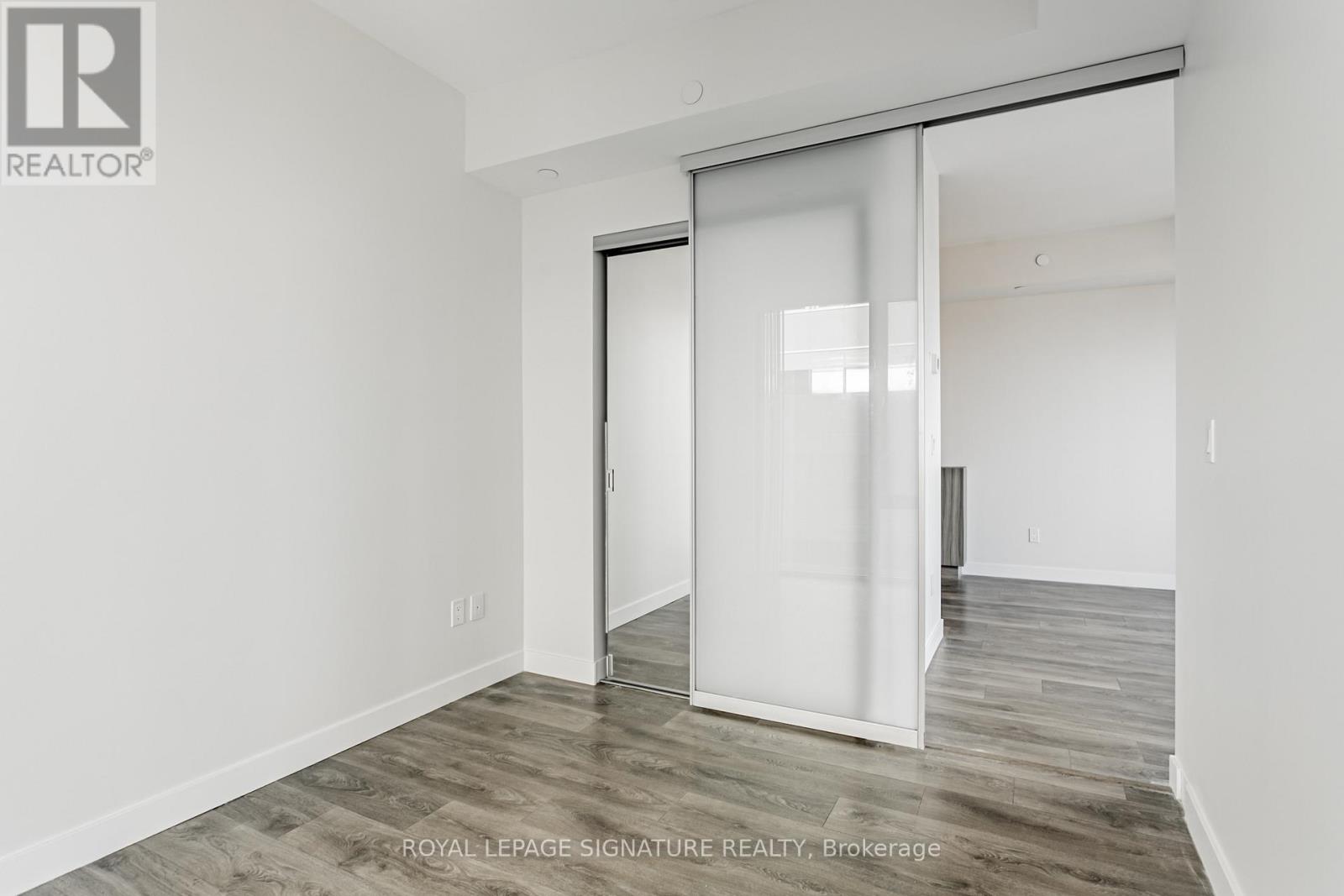 1805 - 215 Queen Street W, Toronto, Ontario  M5V 0P5 - Photo 16 - C12478117