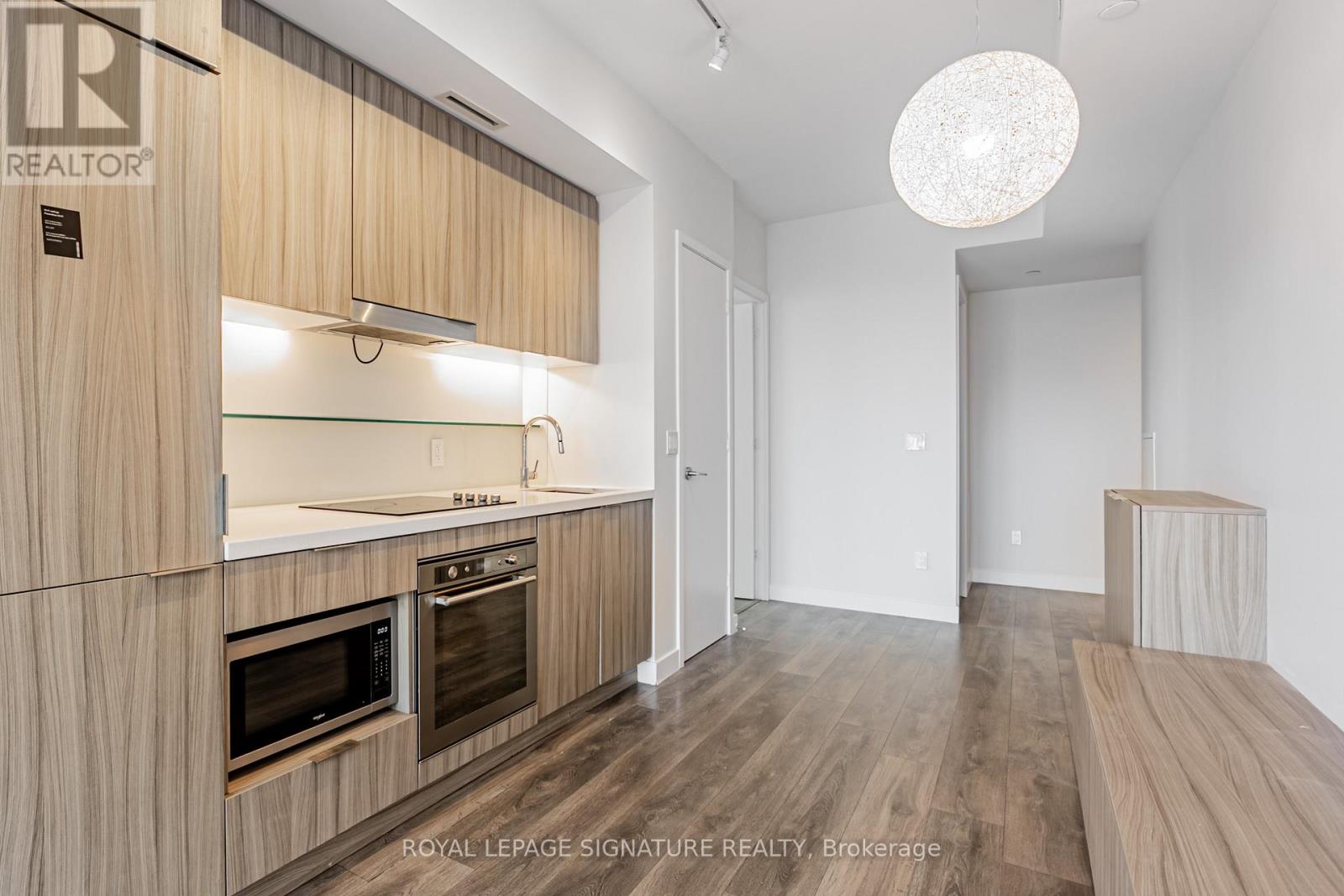 1805 - 215 Queen Street W, Toronto, Ontario  M5V 0P5 - Photo 9 - C12478117